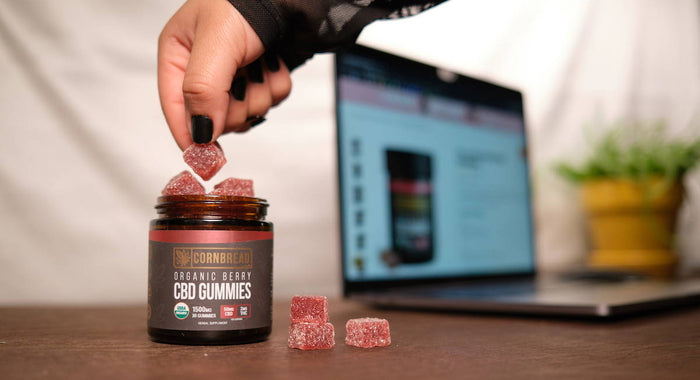 Cbd Cheque Cornbread Hemp / Everything You Need to Know about CBD and THC / How to ...